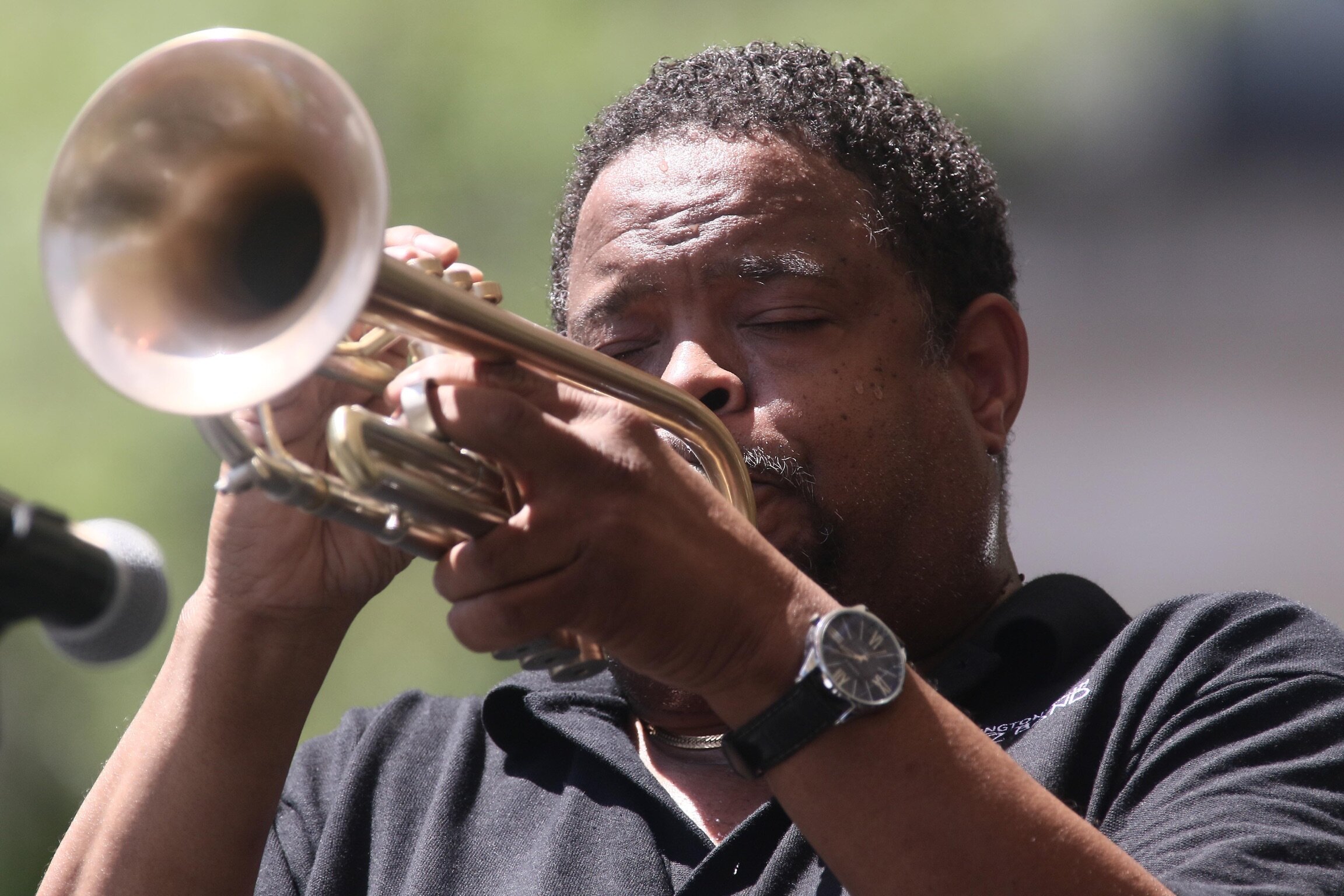 Mayor Purzycki and Cultural Affairs Director Betz cordially extend an invitation to immerse yourself in the enchanting world of FREE live music at Wilmington’s Urban Artist Exchange (UAE) Amphitheater.