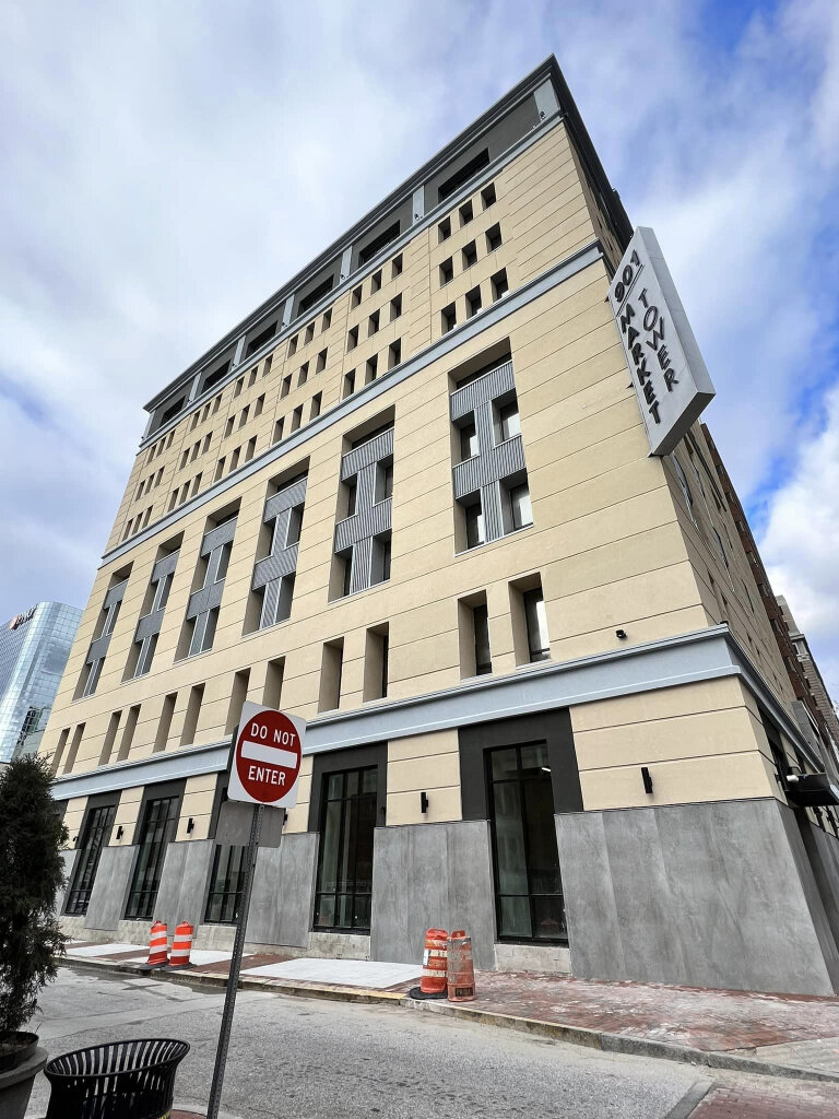Mayor Mike Purzycki Celebrates the Newly Renovated 901 Market Tower in